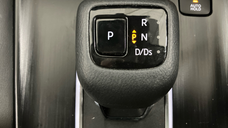 Nissan Qashqai 1.3 DiG-T MH 158 N-Connecta 5dr Xtronic Petrol Hatchback